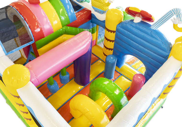 Summer party Springkussen met glijbaan en obstakels