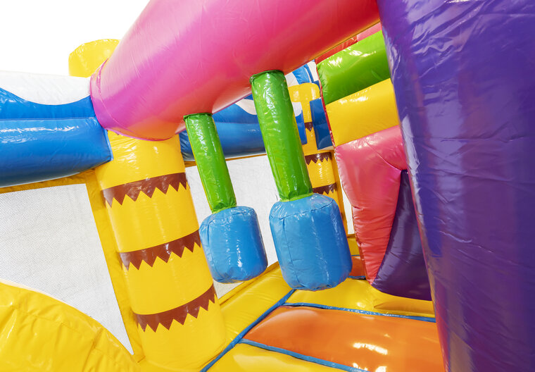 Summer party Springkussen met glijbaan en obstakels