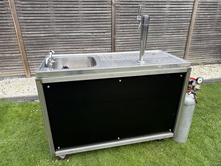Biertap met spoelbak 120 CM