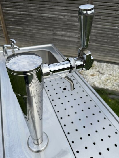 Biertap met spoelbak 1,20 M